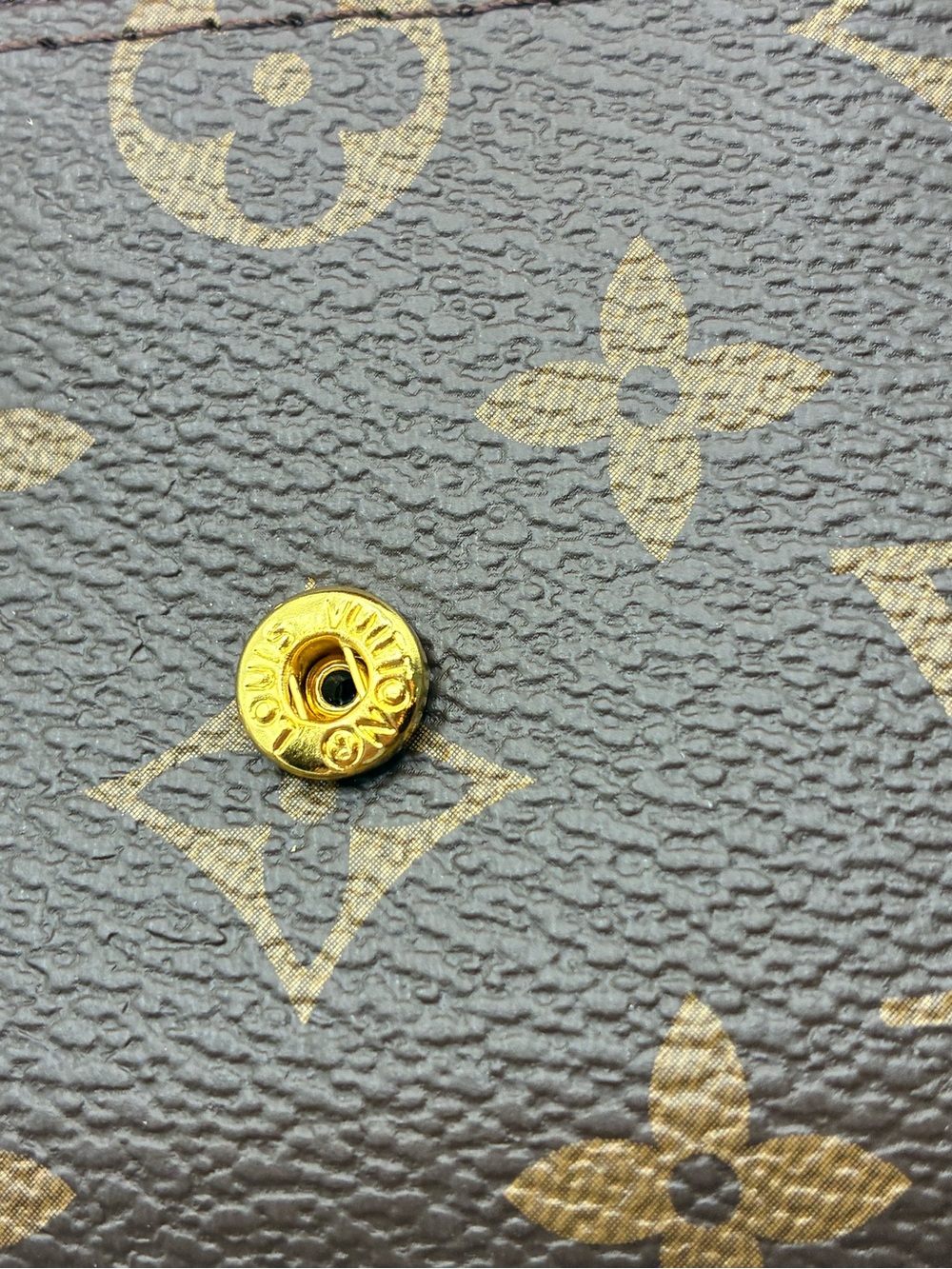 Louis Vuitton Monogram Canvas Wallet with Red lining - Picture 4 of 8